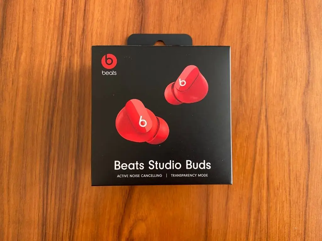 Beats Studio Budsレビュー】音質とデザインに全振りの超コスパ