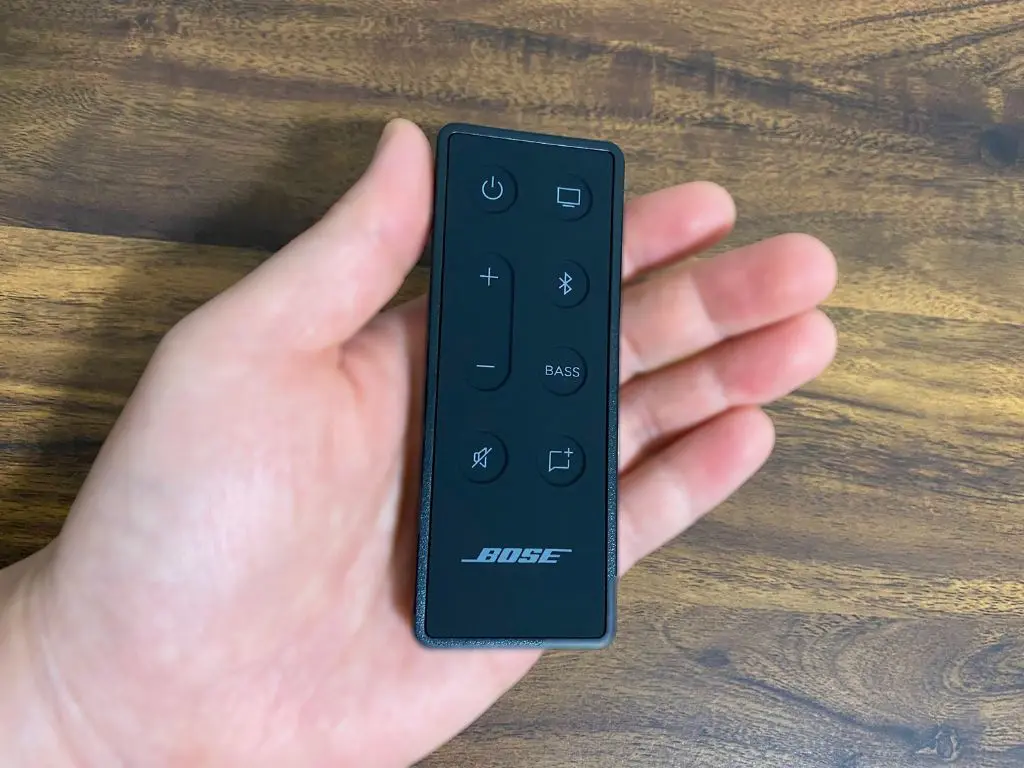 エントリーモデルながら高い完成度を誇るBOSEの大人気サウンドバー