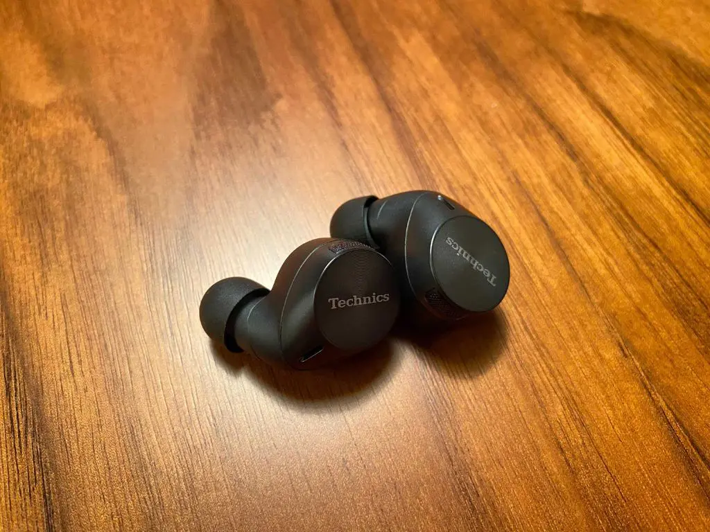 Technics EAH-AZ60 レビュー】国産最強クラスの完全ワイヤレス